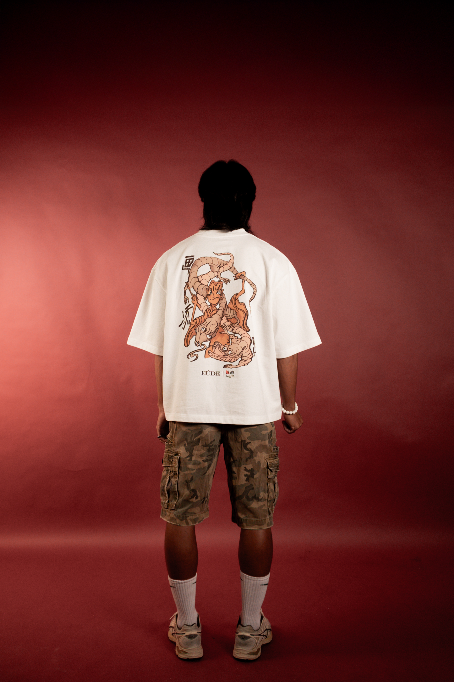 Eúde x Twoyah “画蛇添足” Superfluous Graphic Oversized CNY Collection T-shirt